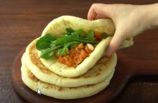 Fluffy Cheese Flatbreads with Chicken Tikka Masala