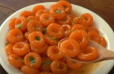 Carrot Dumplings with Spicy Seasoning