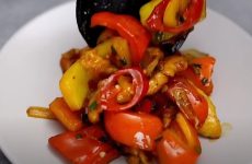 Sweet and Spicy Chicken Stir-Fry