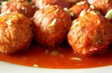 Oven-Baked Meatballs with Mushrooms in a Tomato-Sour Cream Sauce