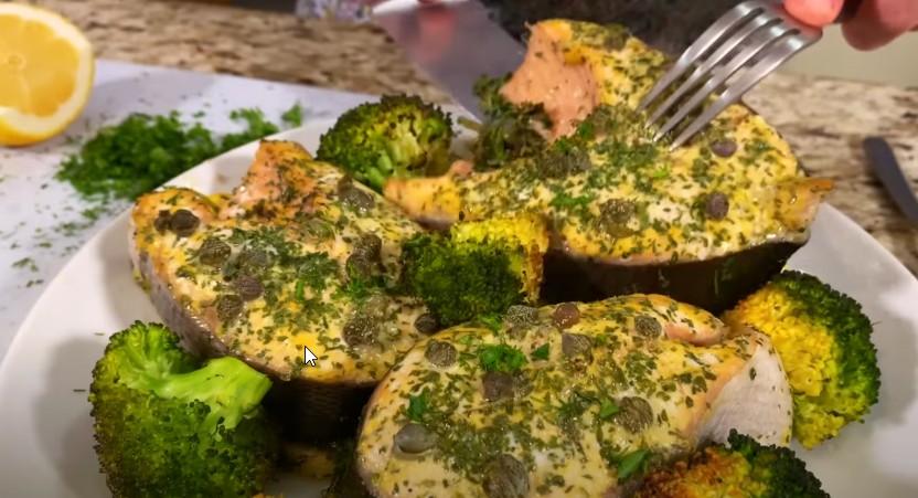 Oven-Baked Salmon with Herbs and Broccoli